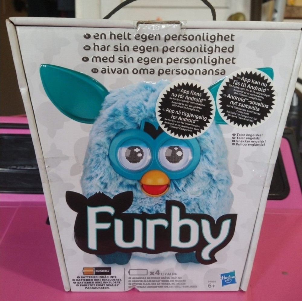 Teal furby mind of its own swedish Version ❤️ NIB